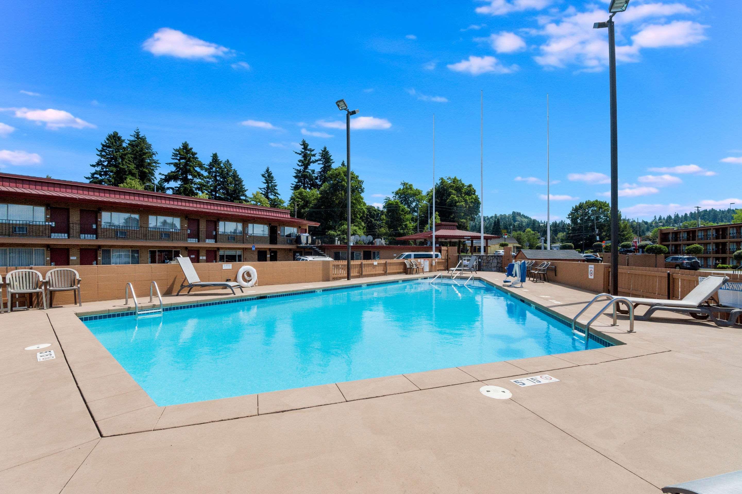 Rodeway Inn Portland Airport Екстер'єр фото